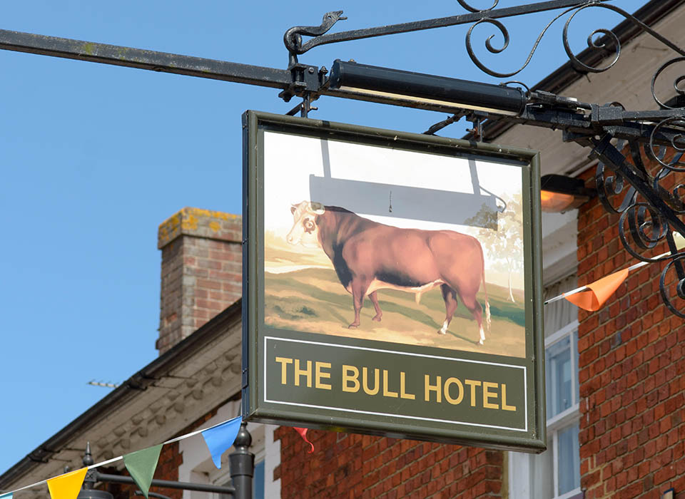 The Bull Hotel in Stoney Stratford- Enquire Today